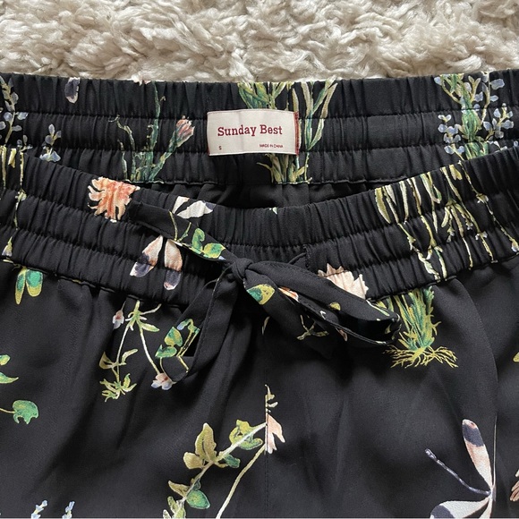 Aritzia shorts - Picture 3 of 4